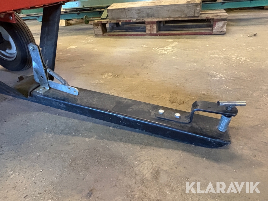 Vagn Husqvarna