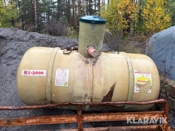 Sluten tank R1-3000