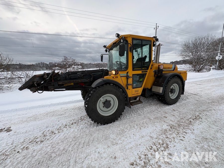 Hjullastare Lundberg 4200LS med redskap