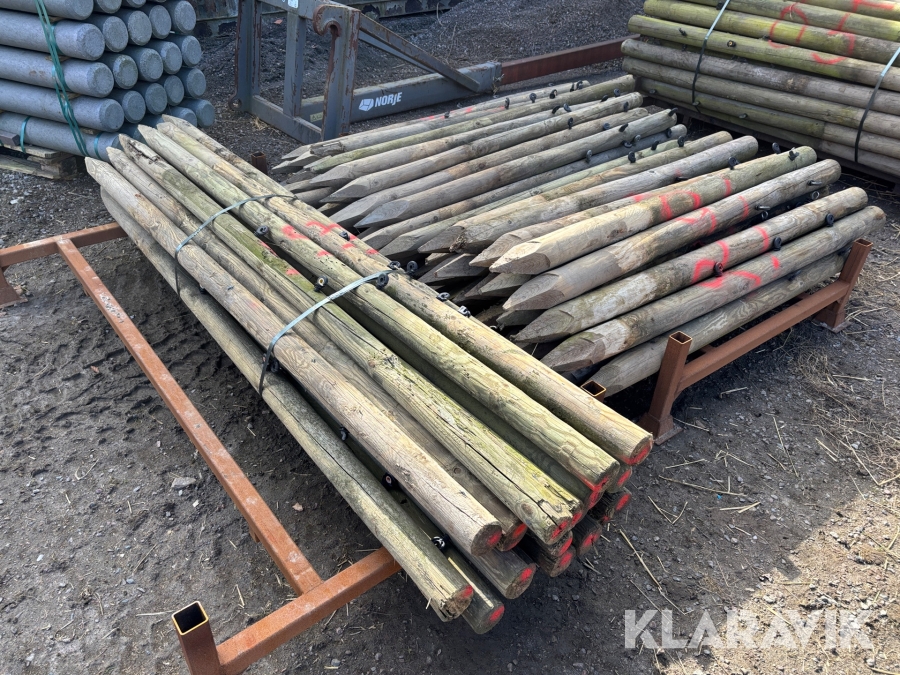 Stängselstolpar - 74 st