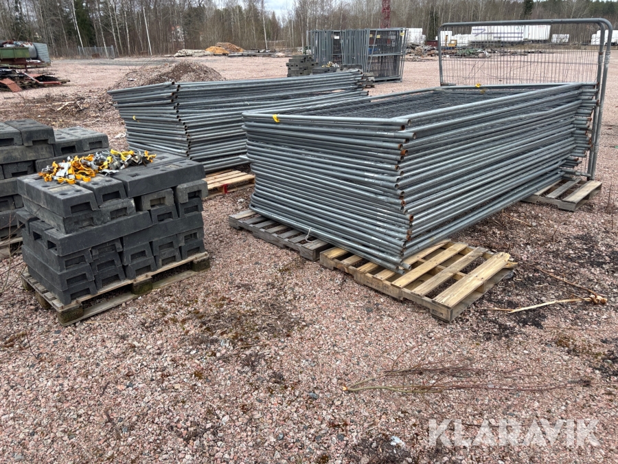 Byggstaket två paket BGfix med fötter
