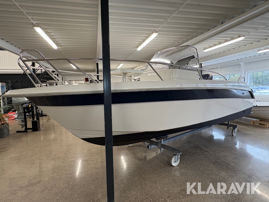 Båt FinnMaster 6500 Offshore Cruiser med Volvo Penta D3