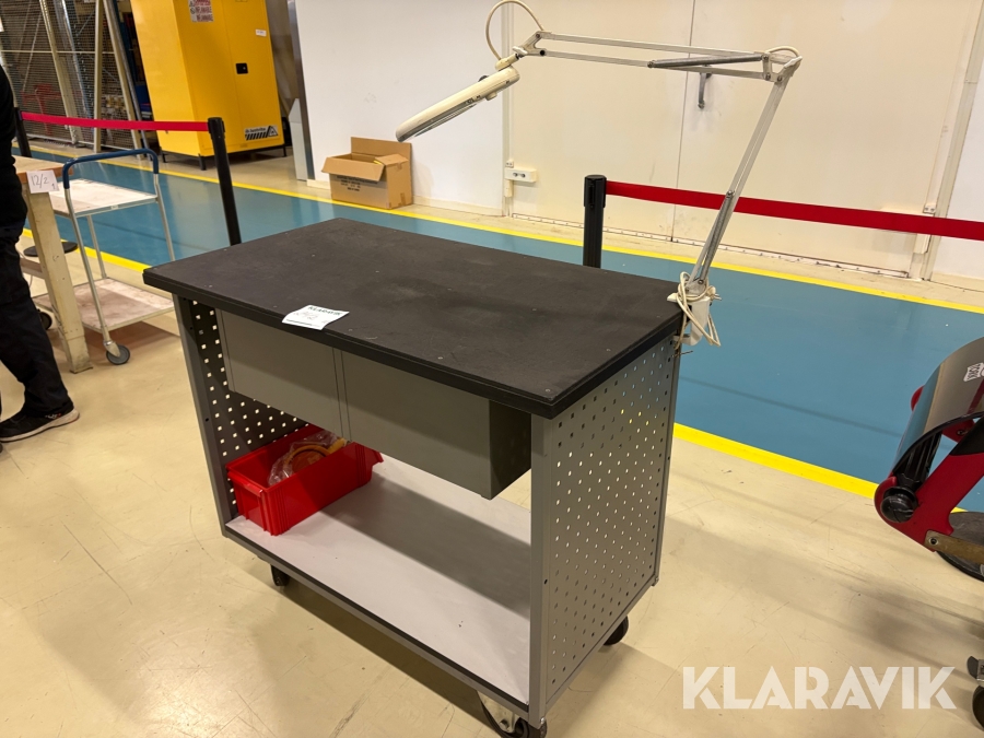 Rullvagn med verktygsförvaring