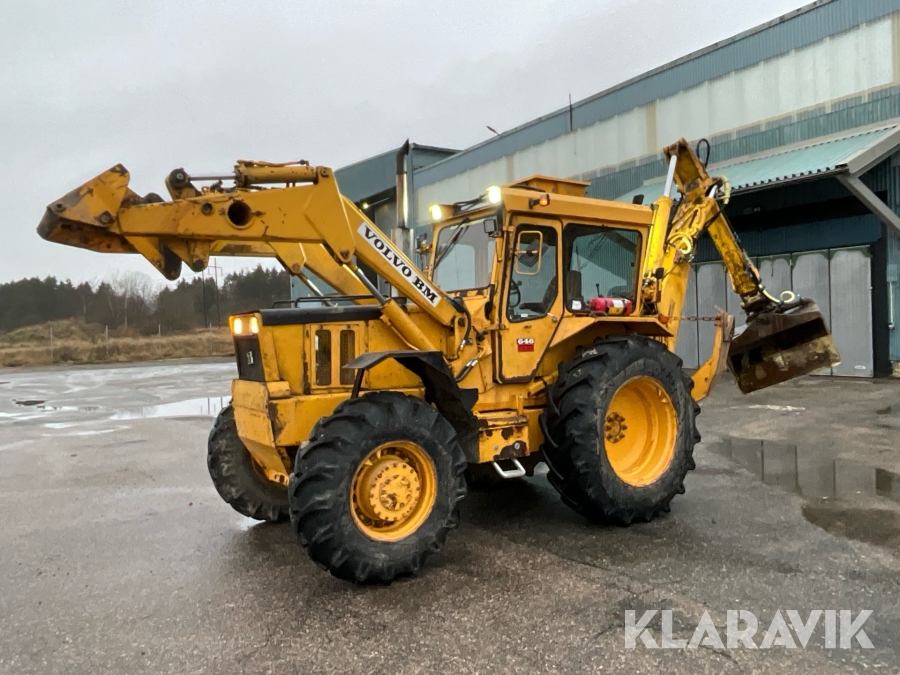 Grävlastare Volvo BM 646 med 5st redskap