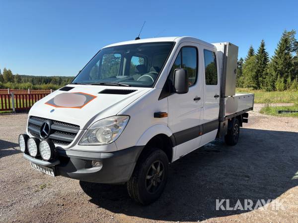 Lätt lastbil Mercedes-Benz Sprinter 313 4x4