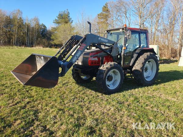Traktor med skopa Valtra Valmet 6200