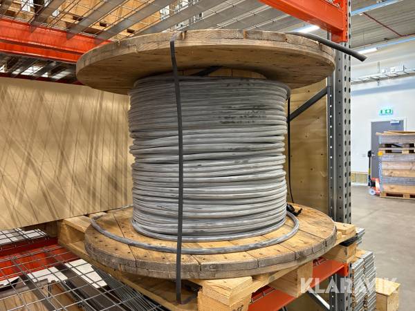 Kabeltrumma 15mm diameter kopparkabel