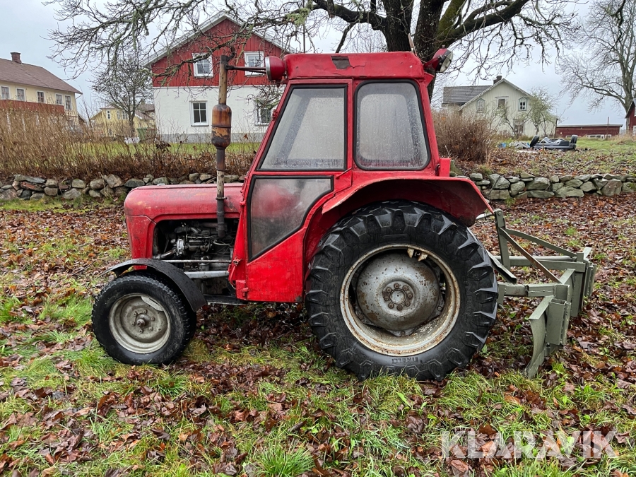 Traktor Massey Ferguson 35 X