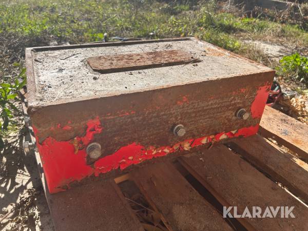 Magnet MB ER6040 24V/900W
