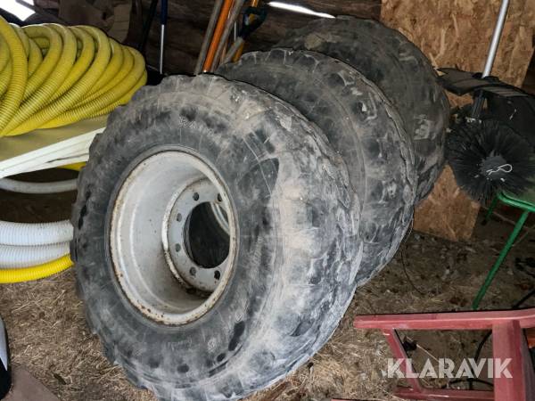 Entreprenaddäck dubbade Mitas 405/70R18 4st