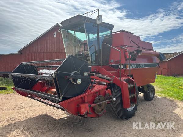 Skördetröska Dania D 3600