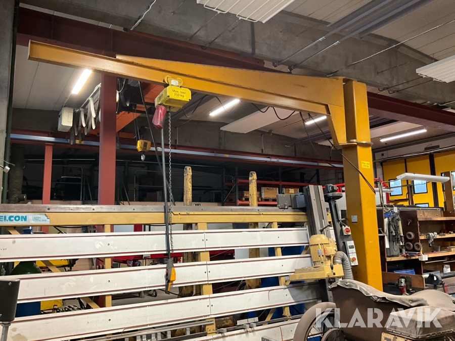 Svängkran Unilift 250kg med Telfer