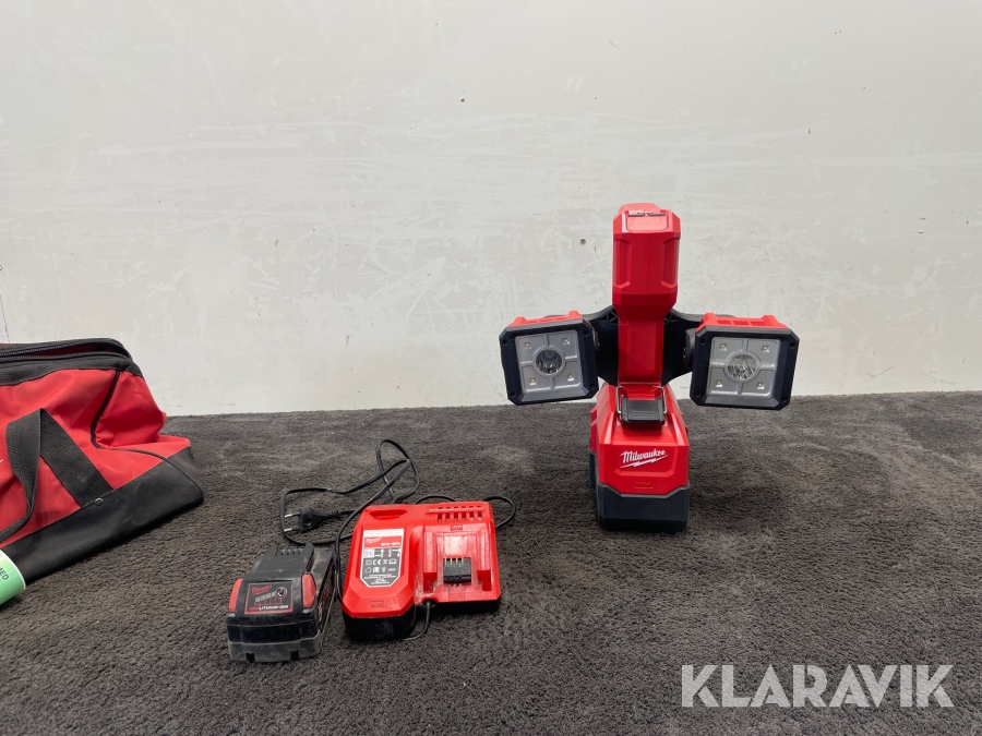 Arbetsbelysning med liftfäste Milwaukee M18 UNL-502B