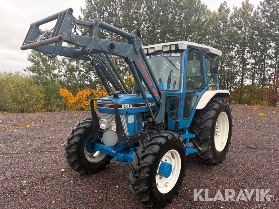 Traktor Ford 5610 med lastare