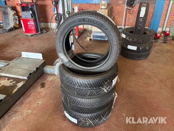Personbilsdäck Michelin 235/50R18 4 st