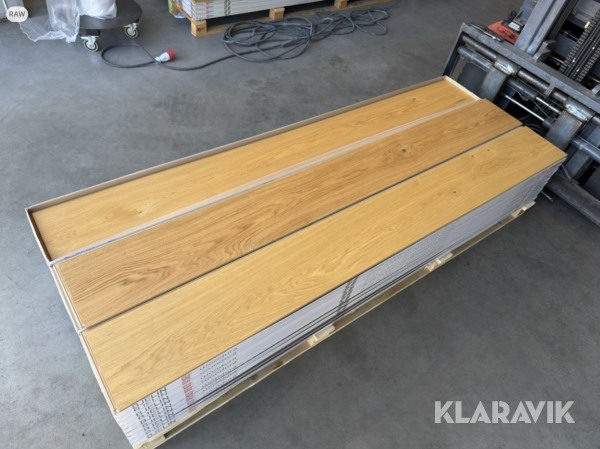 Ekgolv Woodura, Borstad mattlack, XXL, Honey Oak, 92 kvm, 5-G klickgolv, 1-Stav