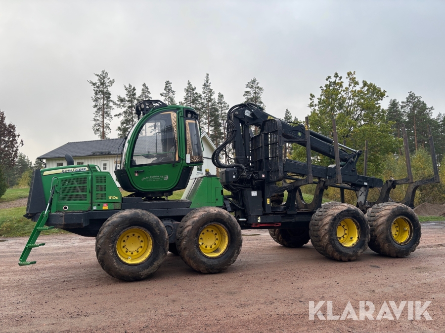 Skotare John Deere 1110E