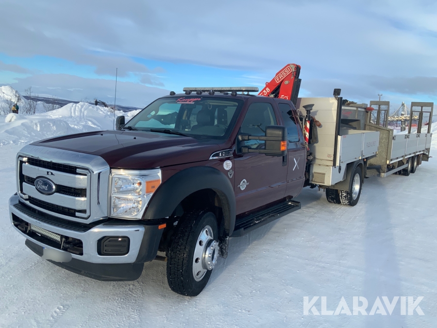Trailerdragare Ford 550 med trailer 