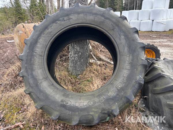 Traktordäck Firestone Radial 8000 520/85R38