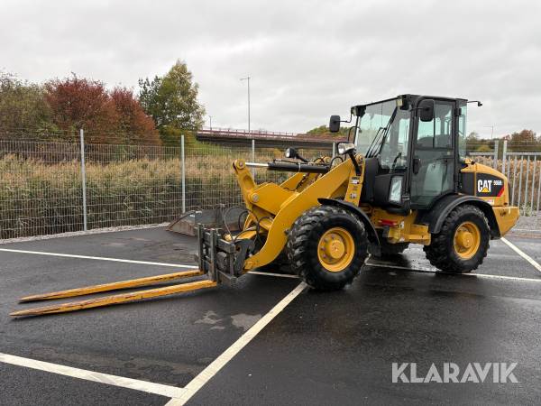 Hjullastare CAT 906H2 med redskap