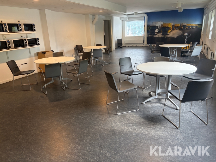 Runda bord 4 st och stolar 20 st