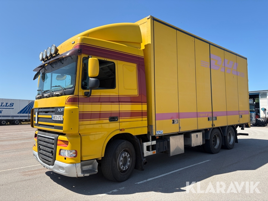 Lastbil DAF Fas 105460t med skåp och bakgavellyft