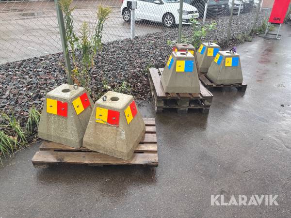 Betongfundament för trafikavstångningsskyltar 6 st