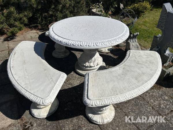 Utemöbler i betong