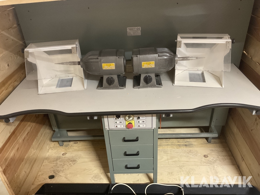 Guldsmedsbänk Ferrari / F.O.V. med dubbla polermotorer