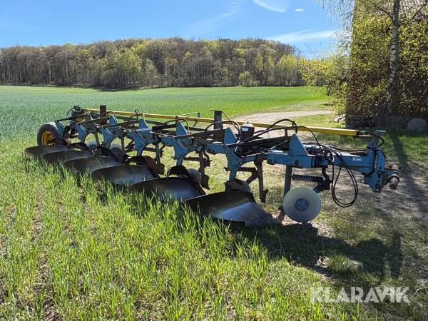 Delburen Plog Överum D 698 SR