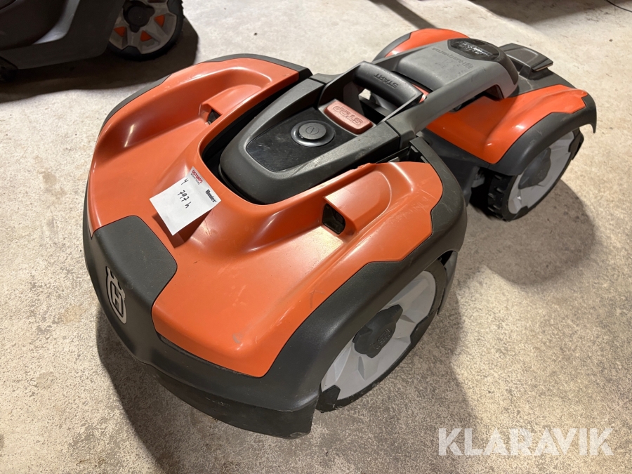 Robotgräsklippare Husqvarna Auto Mower Professional 535 AWD midgestyrd