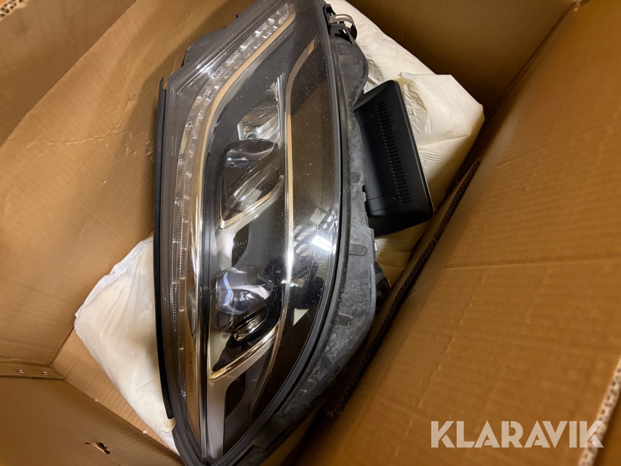 Frontlykta Mercedes S500 (W222) 1 st höger & 1 st vänster