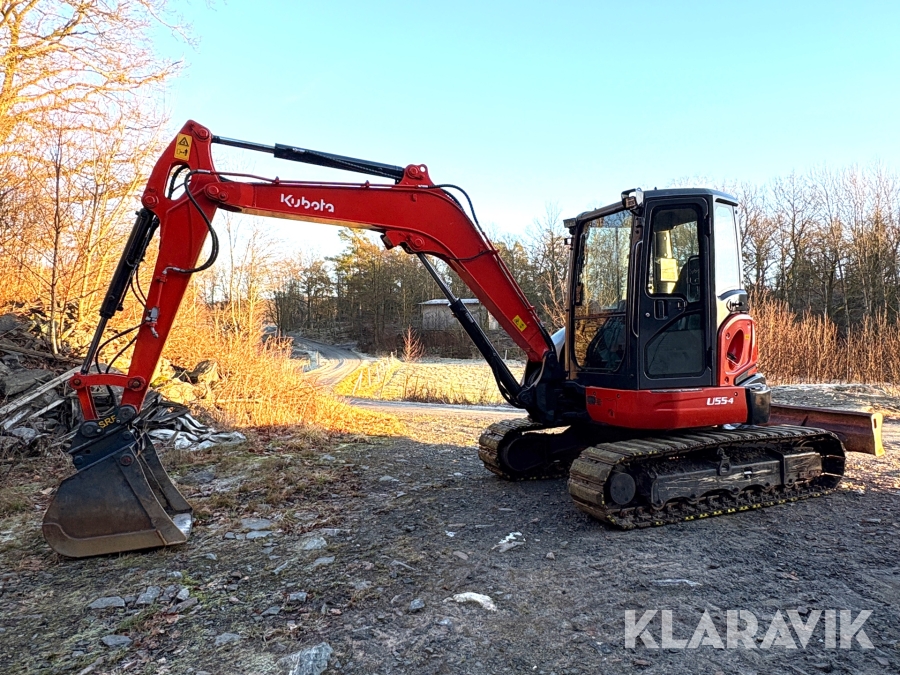Grävmaskin Kubota U55-4 med 3 redskap