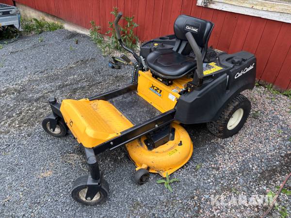 Åkgräsklippare Cub Cadet XZ1 Zero Turn