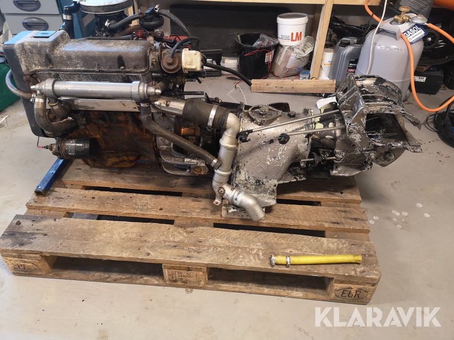 Inombordsmotor med vattenjet Fiat Lancia M204 7608580