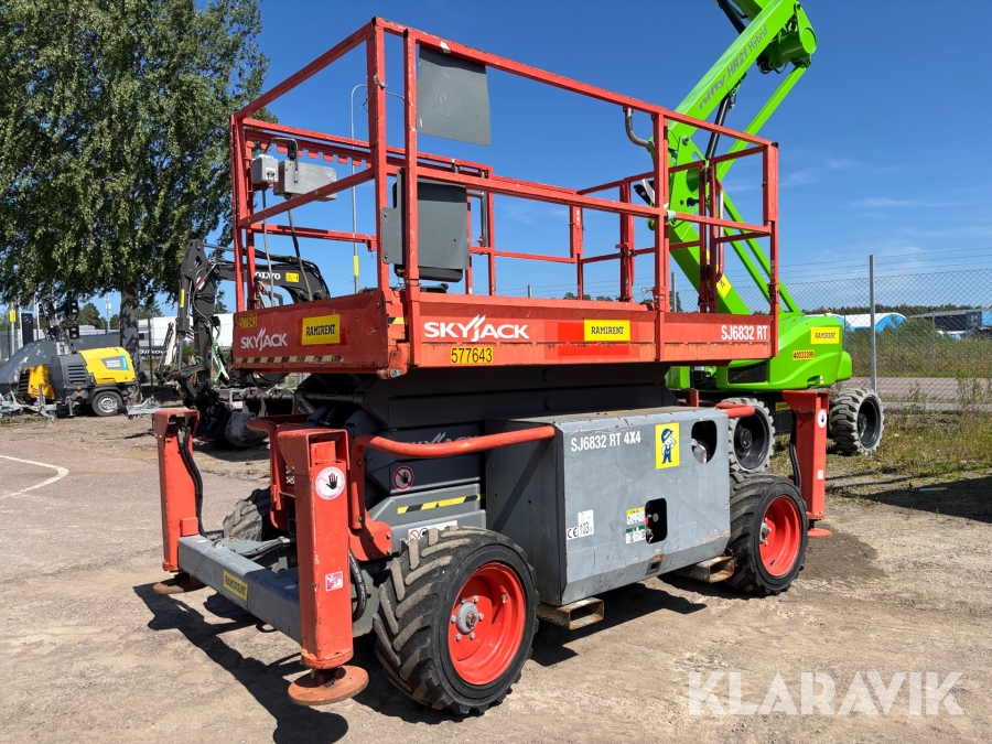 Saxlift Skyjack SJ 6832RT