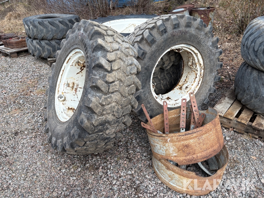 Entreprenadhjul Fiat 110-90 4 st