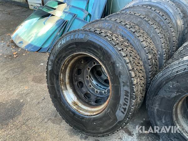 Lastbilsdäck Michelin X-multi 315/70R22,5 4st
