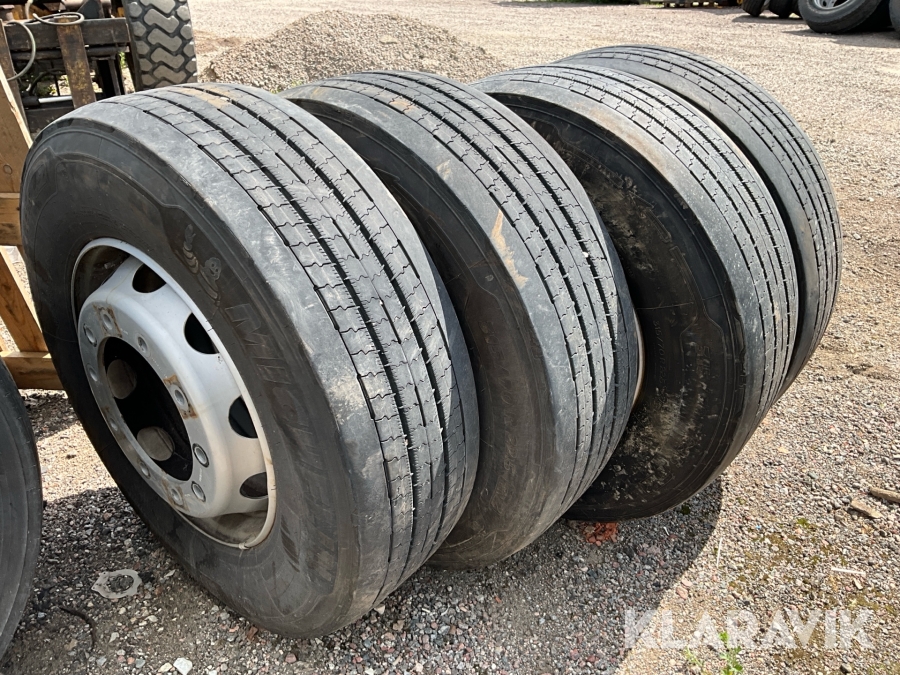 Lastbilsdäck Michelin 315/70R22,5 4st