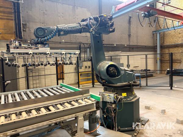 Packrobot Kuka KR 150 L110-2 2000 med skyddsbur och bord