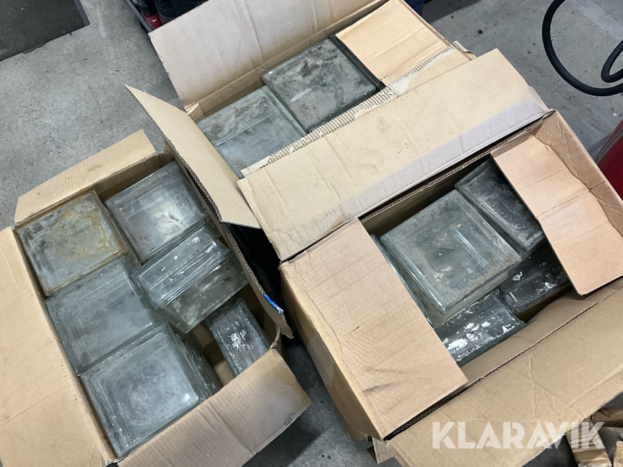 Glasblock ca 40 st, 190x190x100 mm.
