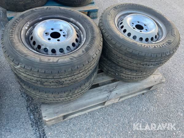 Däck Bridgestone 225/65 R 16C 4 st