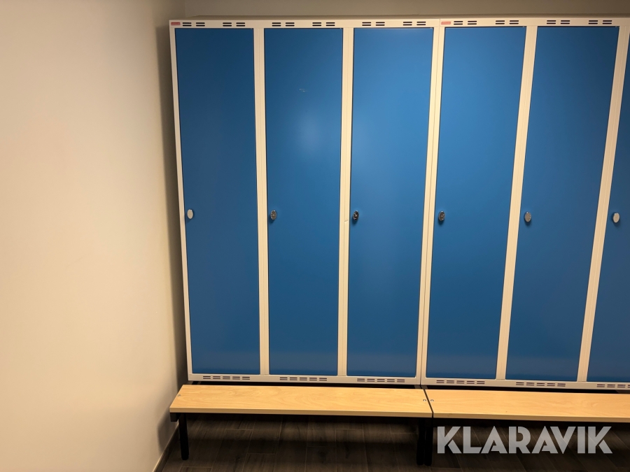 Omklädningsskåp Sonessons inredningar 3 skåp med bänk
