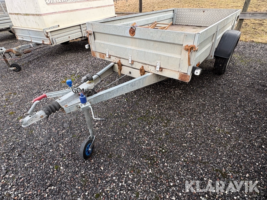Personbilssläp Brenderup B4H0GD