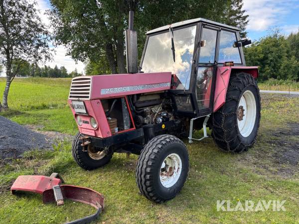 Traktor Zetor Crystal 8011