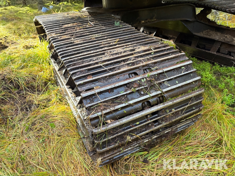 Grävmaskin Hitachi ZX135US-3 Skogsanpassad