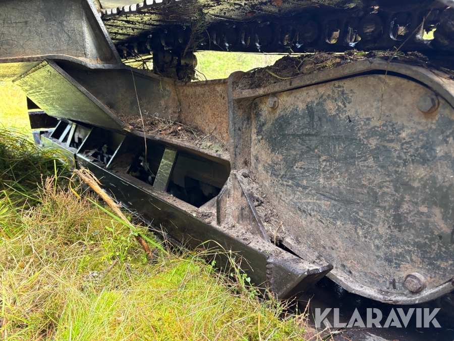 Grävmaskin Hitachi ZX135US-3 Skogsanpassad