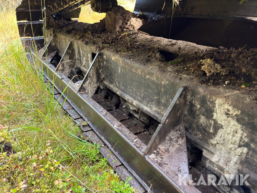 Grävmaskin Hitachi ZX135US-3 Skogsanpassad