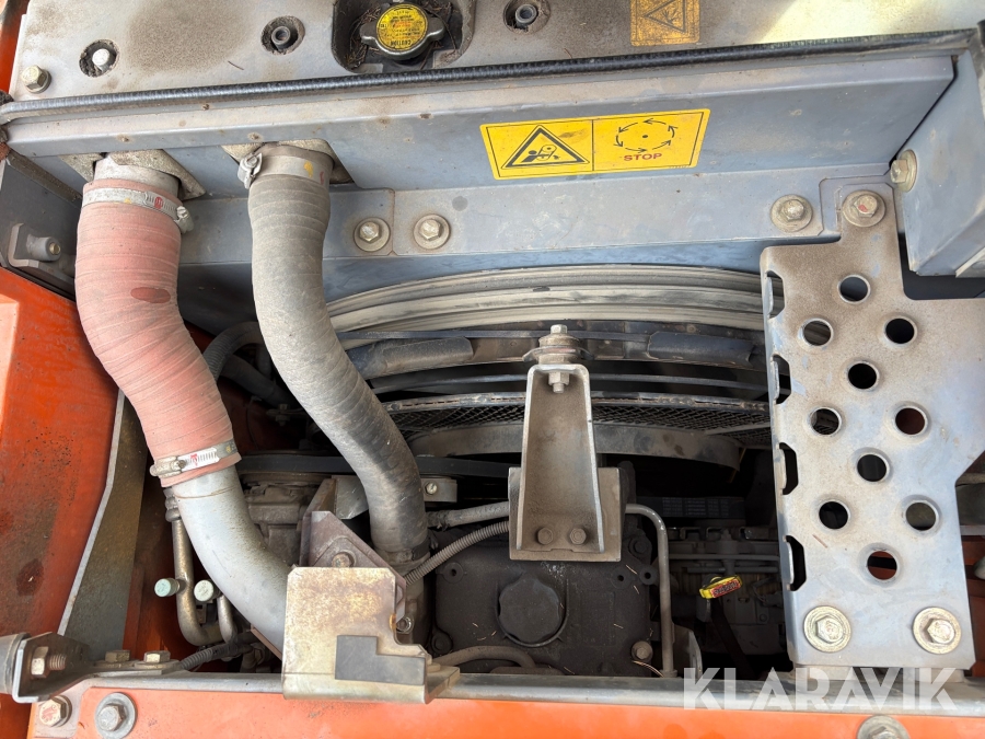 Grävmaskin Hitachi ZX135US-3 Skogsanpassad
