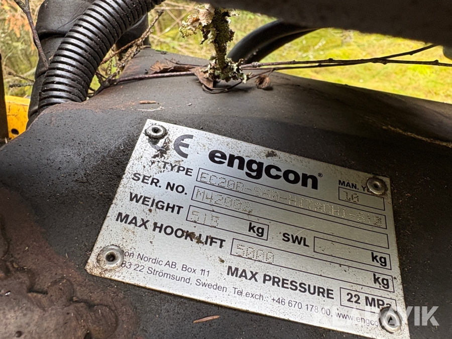 Grävmaskin Hitachi ZX135US-3 Skogsanpassad